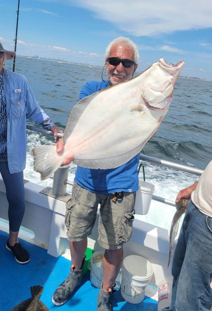 Western Long Island & NYC Fishing Report August 18, 2022 On The Water